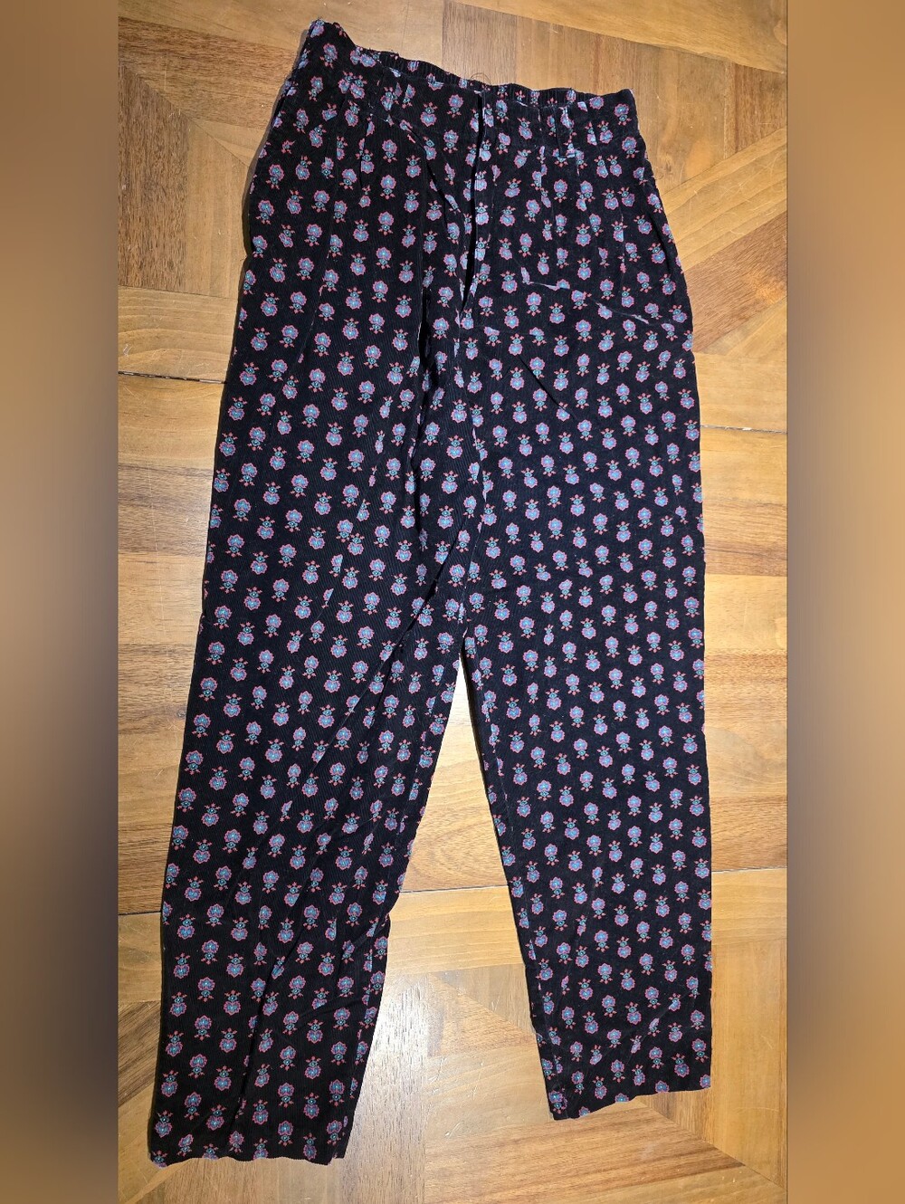Eddie Bauer Pleated Floral Geometric Pants Sz Small (Reflects Medium VTG)